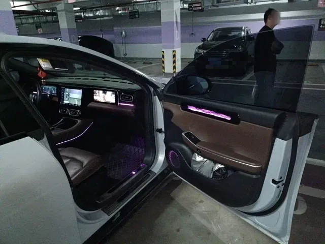 Leapmotor C01 — Фото автомобиля 19