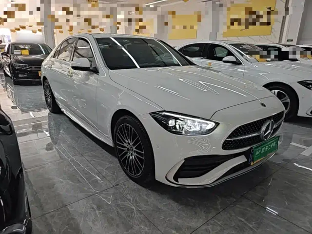 Mercedes-Benz C-Class — Фото автомобиля 3