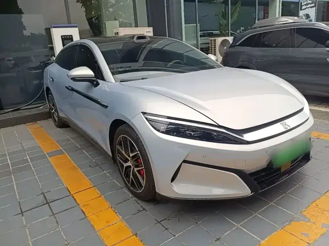 BYD Han L — Фото автомобиля 3