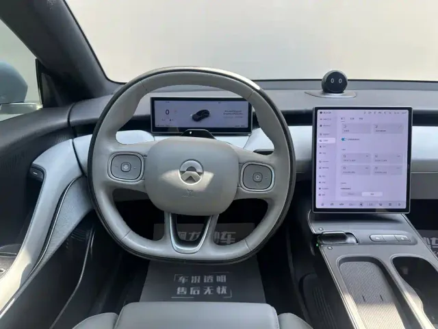 Nio ET5 Touring — Фото автомобиля 9