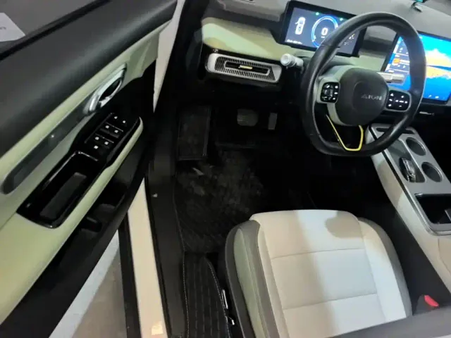 GAC Aion Y — Фото автомобиля 15