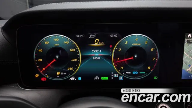 Mercedes-Benz E-Class — Фото автомобиля 8