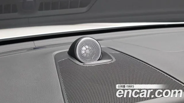 Вольво XC60 — Фото автомобиля 30
