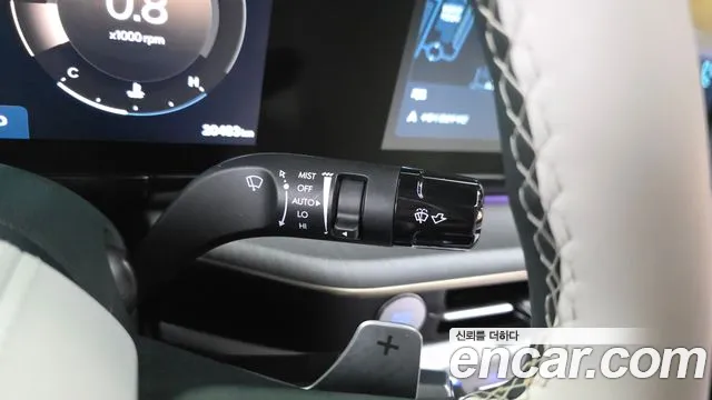 Hyundai Grandeur Grandeur (GN7) 3.5 Бензин 4WD — Фото автомобиля 23