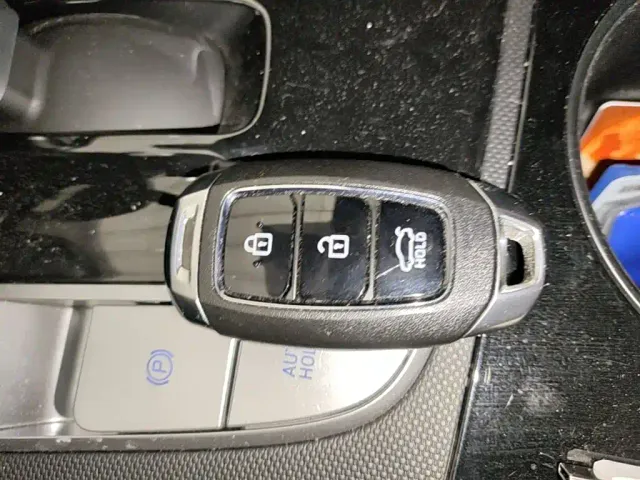 Hyundai Elantra — Фото автомобиля 16