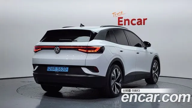 Volkswagen ID.4 — Фото автомобиля 2