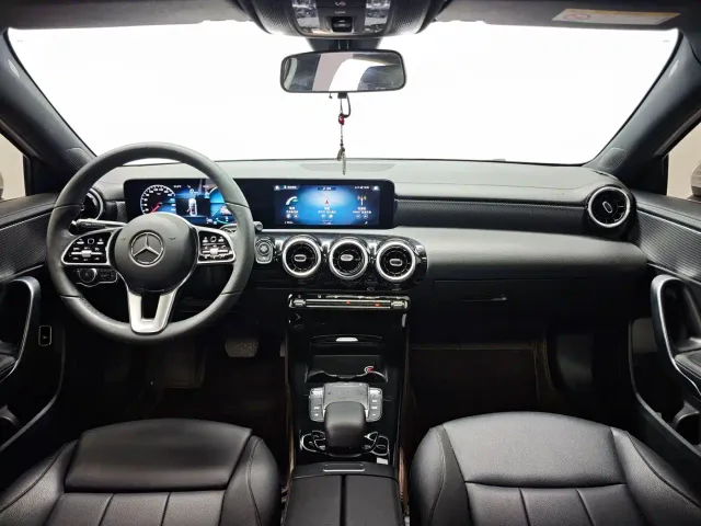 Mercedes-Benz A-Class — Фото автомобиля 9