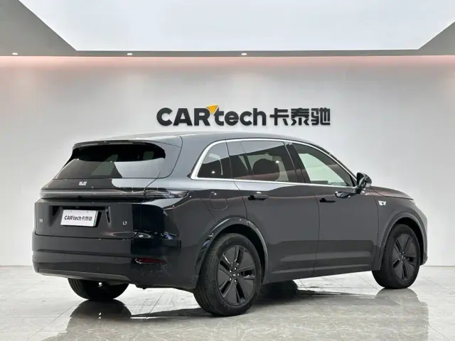Li Auto L7 — Фото автомобиля 5