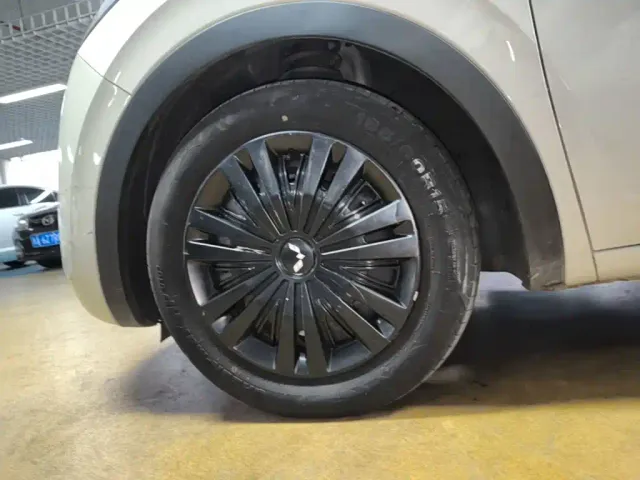 Wuling Bingo — Фото автомобиля 22