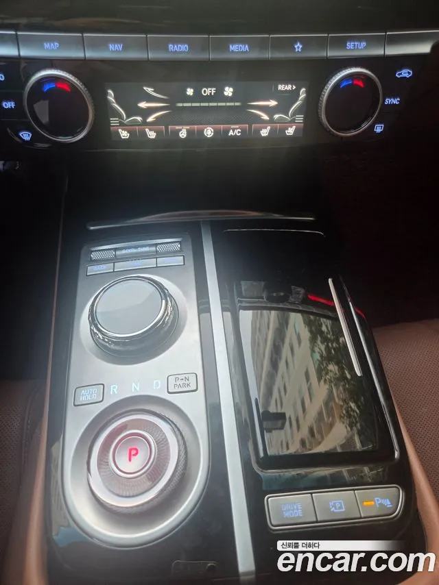 Genesis G80 RG3 — Фото автомобиля 13
