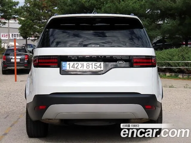 Land Rover Discovery — Фото автомобиля 4