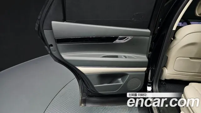 Genesis GV80 — Фото автомобиля 14