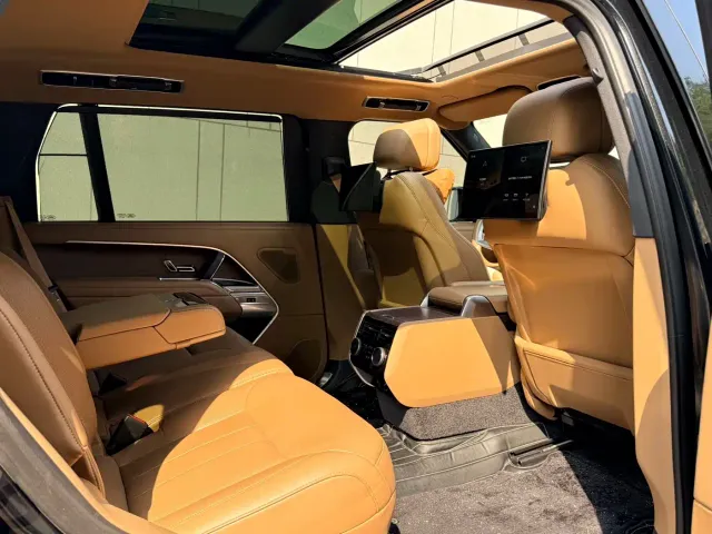Land Rover Range Rover — Фото автомобиля 9