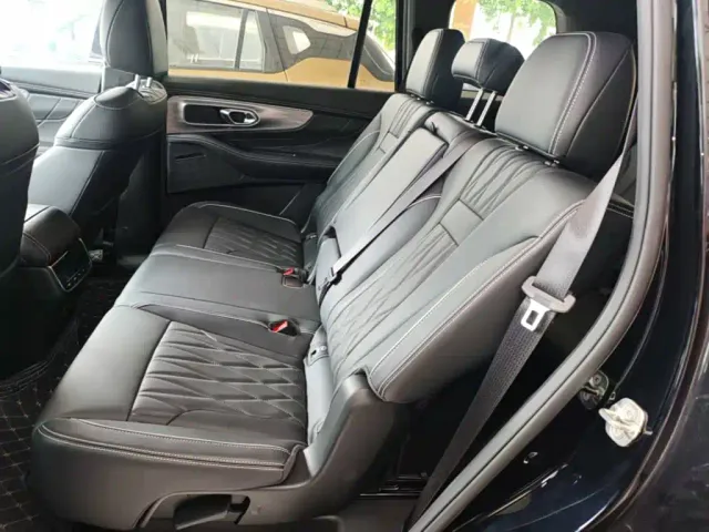 GAC Trumpchi GS8 — Фото автомобиля 16