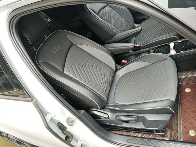 Volkswagen ID.3 — Фото автомобиля 24