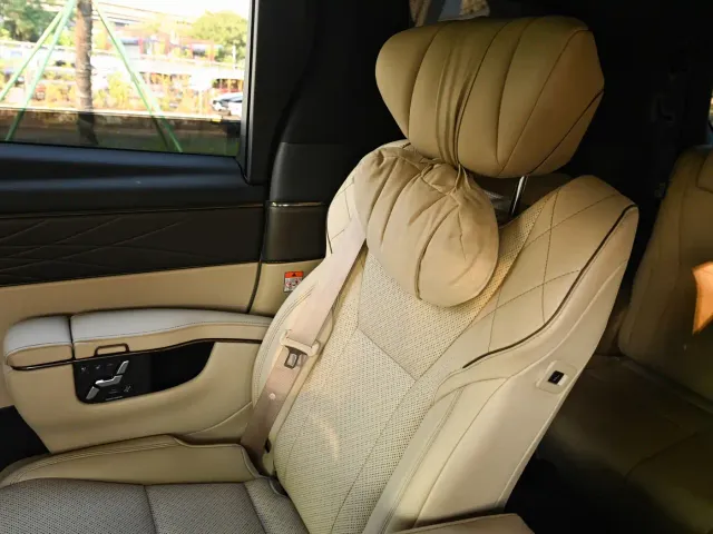 Toyota Alphard — Фото автомобиля 20