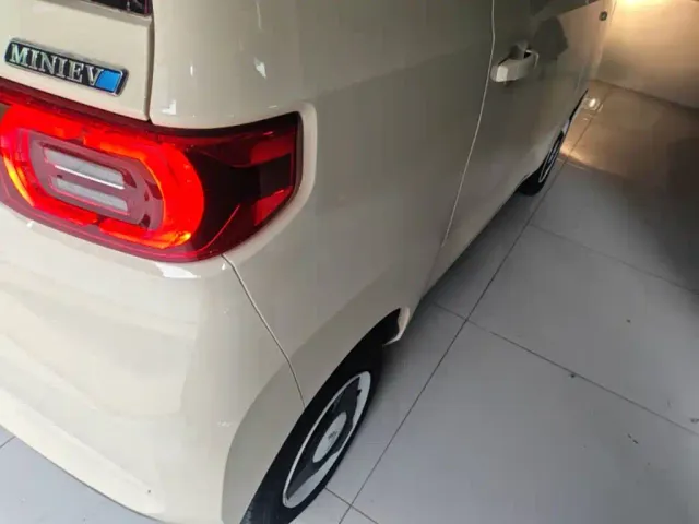 Wuling Hongguang Mini EV — Фото автомобиля 7