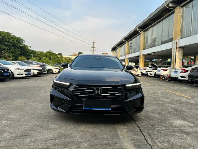 Honda Accord — Фото автомобиля 2