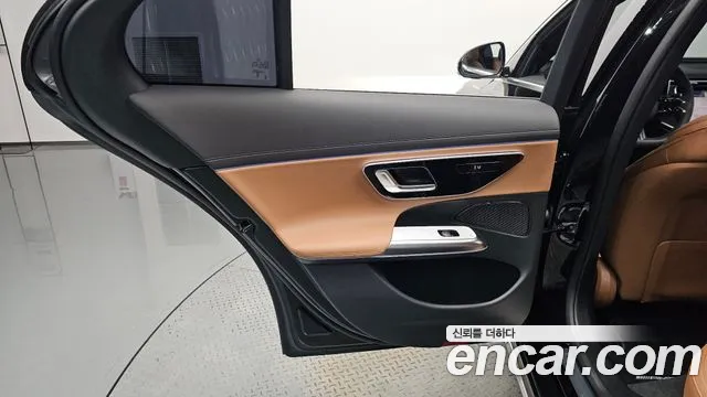 Mercedes-Benz E-Class W214 — Фото автомобиля 14
