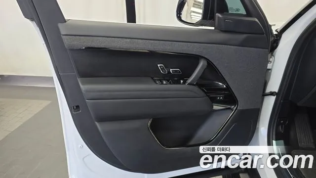 Land Rover Range Rover Sport 3rd Gen — Фото автомобиля 13