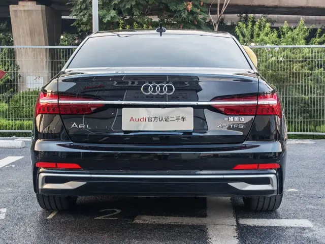 Audi A6L — Фото автомобиля 6