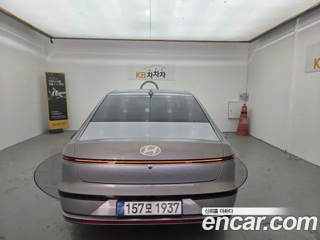 Hyundai Grandeur GN7 — Фото автомобиля 4