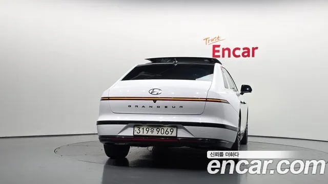 Hyundai Grandeur — Фото автомобиля 3