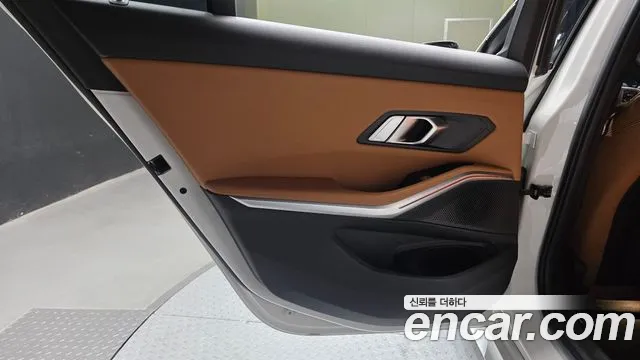 BMW 3 Series G20 — Фото автомобиля 14