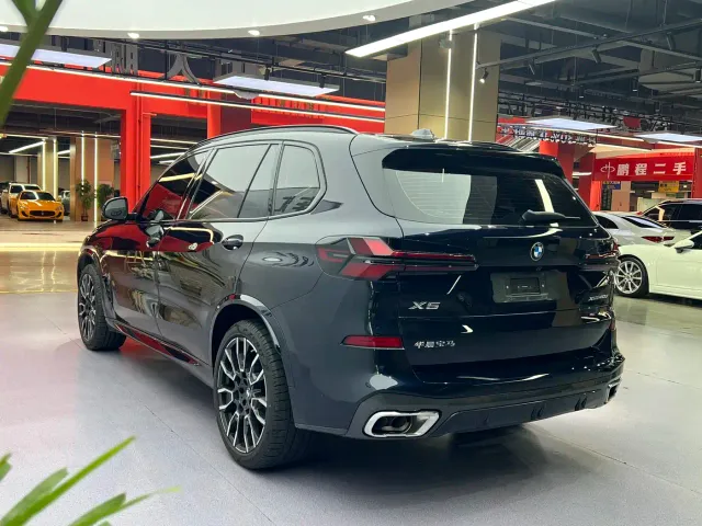 BMW X5 — Фото автомобиля 16