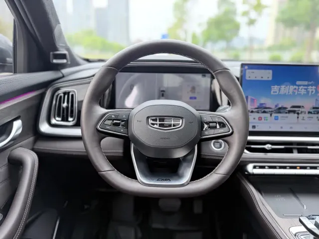 Geely Xingyue L 2026 Oriental Glory 2.0TD Automatic Moonlight Edition — Фото автомобиля 5