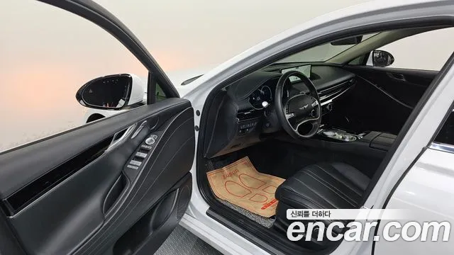 Genesis G80 RG3 — Фото автомобиля 15