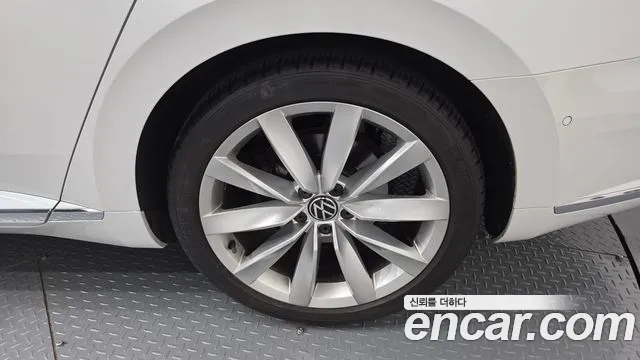 Volkswagen Arteon Arteon 2.0 TDI Prestige — Фото автомобиля 19