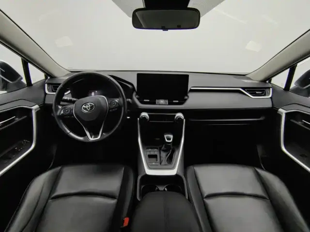 Toyota RAV4 — Фото автомобиля 5