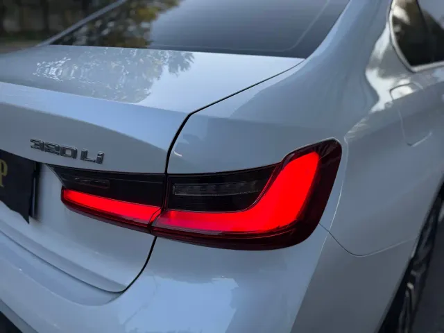 BMW 3 Series — Фото автомобиля 11