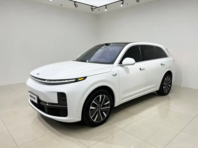 Фотография автомобиля — Li Auto L7