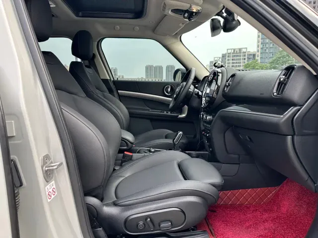 MINI Countryman — Фото автомобиля 19
