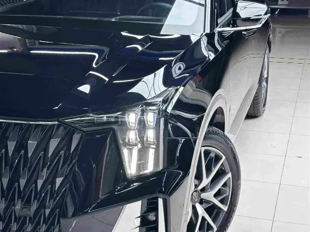 GAC Trumpchi GS8 — Фото автомобиля 2