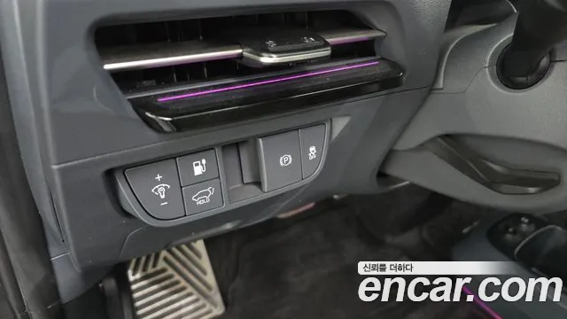 Kia EV6 — Фото автомобиля 28