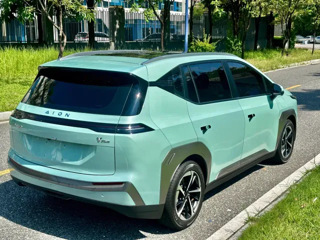 GAC Aion Y — Фото автомобиля 6