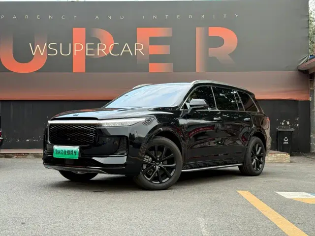 Фотография автомобиля — Li Auto ONE
