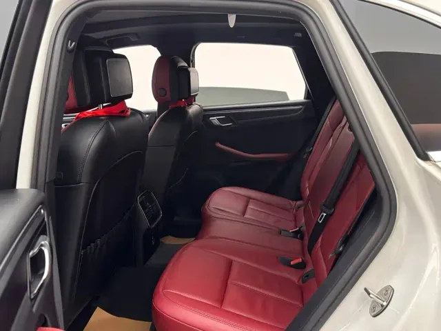 Porsche Macan — Фото автомобиля 9