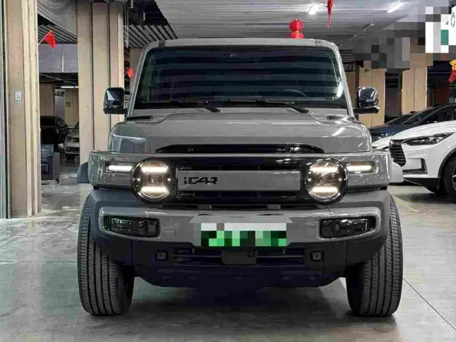 iCAR V23 — Фото автомобиля 2