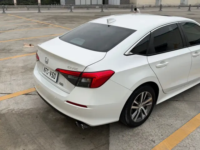 Honda Civic — Фото автомобиля 25