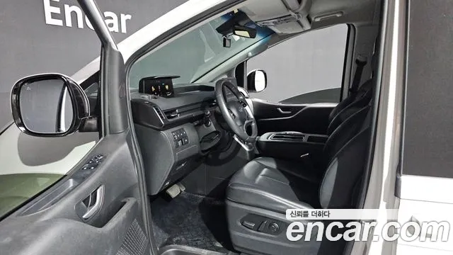 Hyundai Staria — Фото автомобиля 10