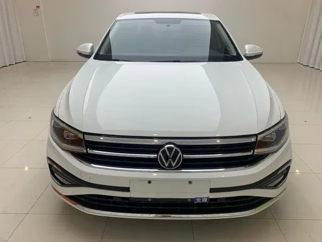 Volkswagen Bora — Фото автомобиля 2