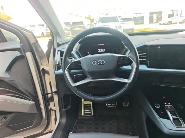 Audi Q5 e-tron — Фото автомобиля 14