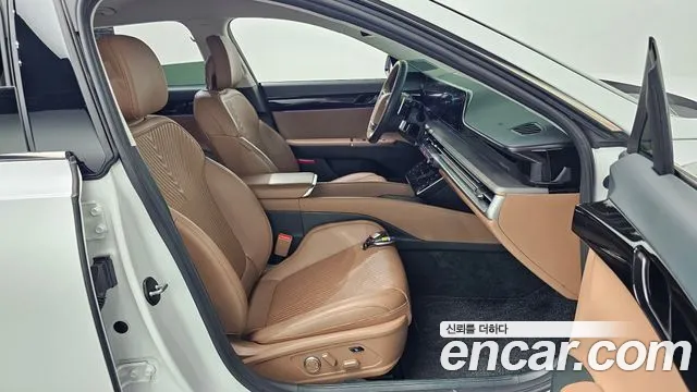 Hyundai Grandeur Grandeur (GN7) 2.5 Бензин 2WD — Фото автомобиля 25