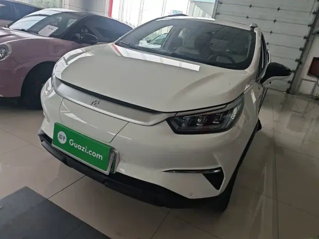 Фотография автомобиля — BYD Yuan Pro