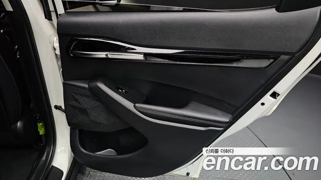 Kia Seltos Seltos Бензин 1.6 турбо 2WD — Фото автомобиля 24