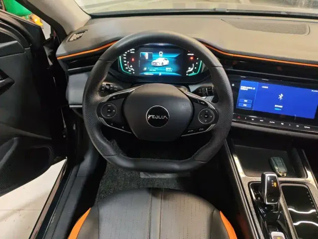 Dongfeng Yixuan MAX — Фото автомобиля 6